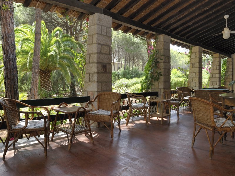 Eine Terrasse für viele Gäste Eine Terrasse für viele Gäste