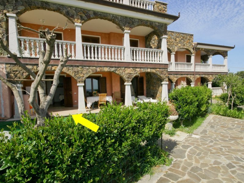 Überdachte Terrasse vor dem Haus Überdachte Terrasse vor dem Haus