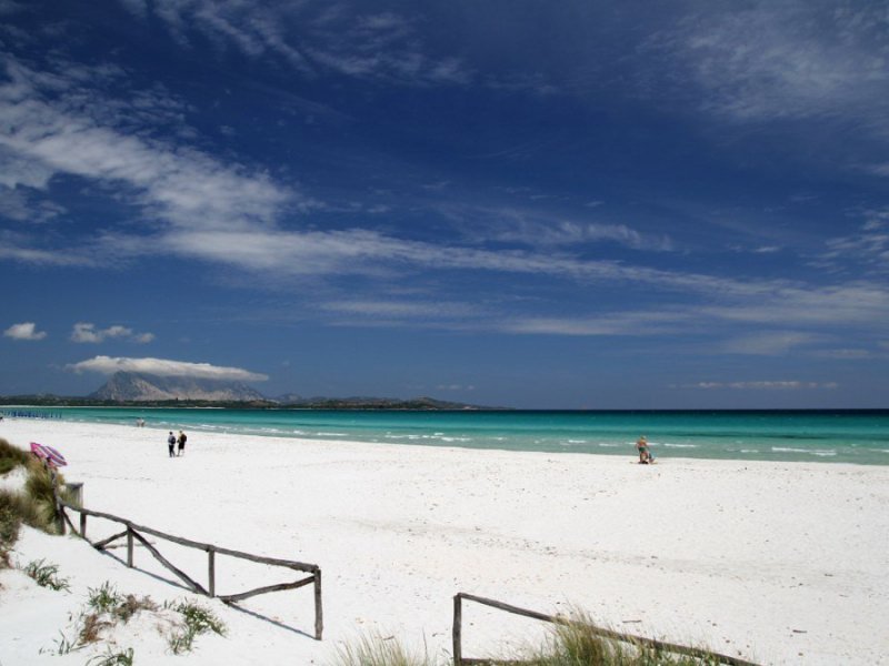 Cintastrand, S.Teodoro, 2 km Cintastrand, S.Teodoro, 2 km