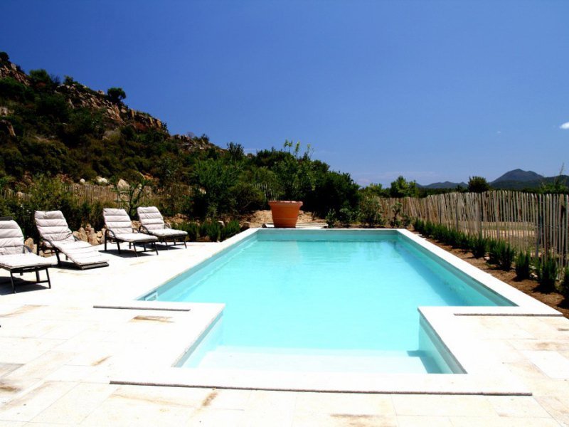 Privatpool der Villa Isabelle Privatpool der Villa Isabelle