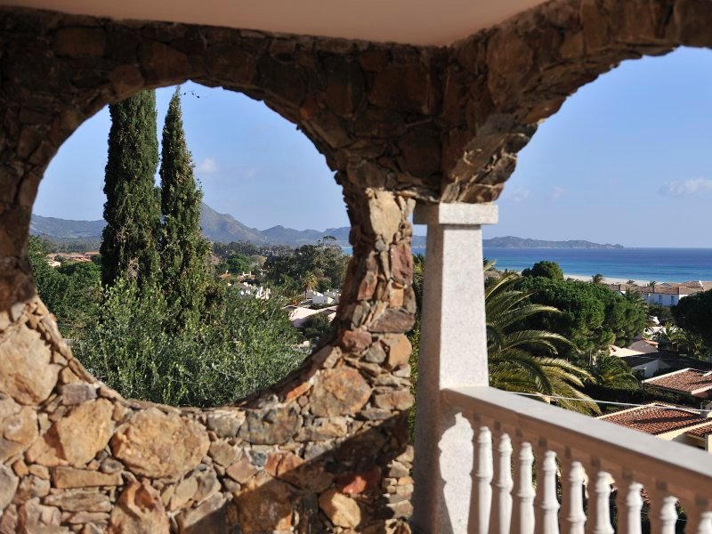 Veranda und Blick auf das Meer der Costa Rei Veranda und Blick auf das Meer der Costa Rei