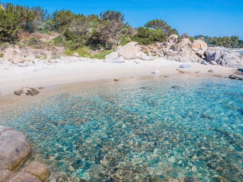 Strand Orri mit glasklarem Wasser Strand Orri mit glasklarem Wasser