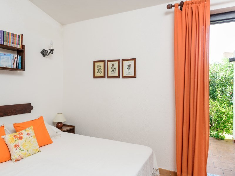 Schlafzimmer 2 mit Doppelbett Schlafzimmer 2 mit Doppelbett
