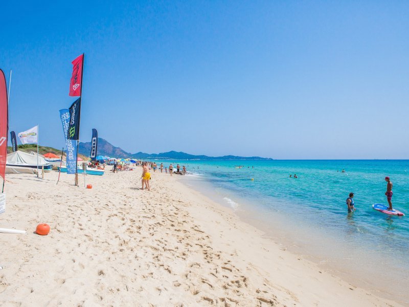 Costa Rei mit Sportmöglichkeiten, 6 km entfernt Costa Rei mit Sportmöglichkeiten, 6 km entfernt