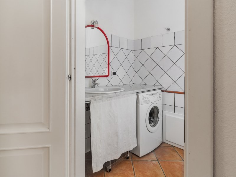 Gäste WC mit Waschmaschine Gäste WC mit Waschmaschine