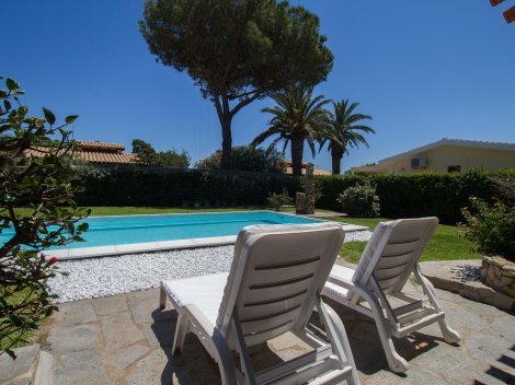 Privatpool zum Ausspannen im Garten