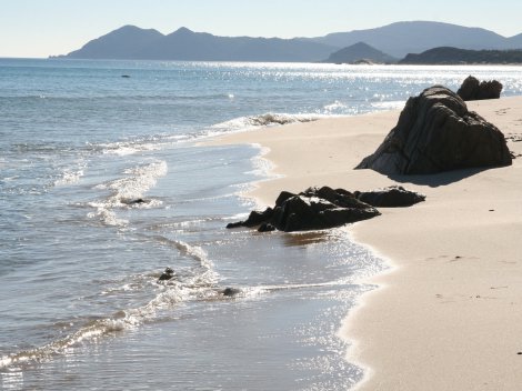 Strand vor dem Haus